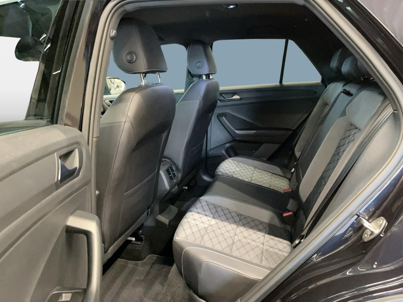 Volkswagen T-Roc – Bild 11