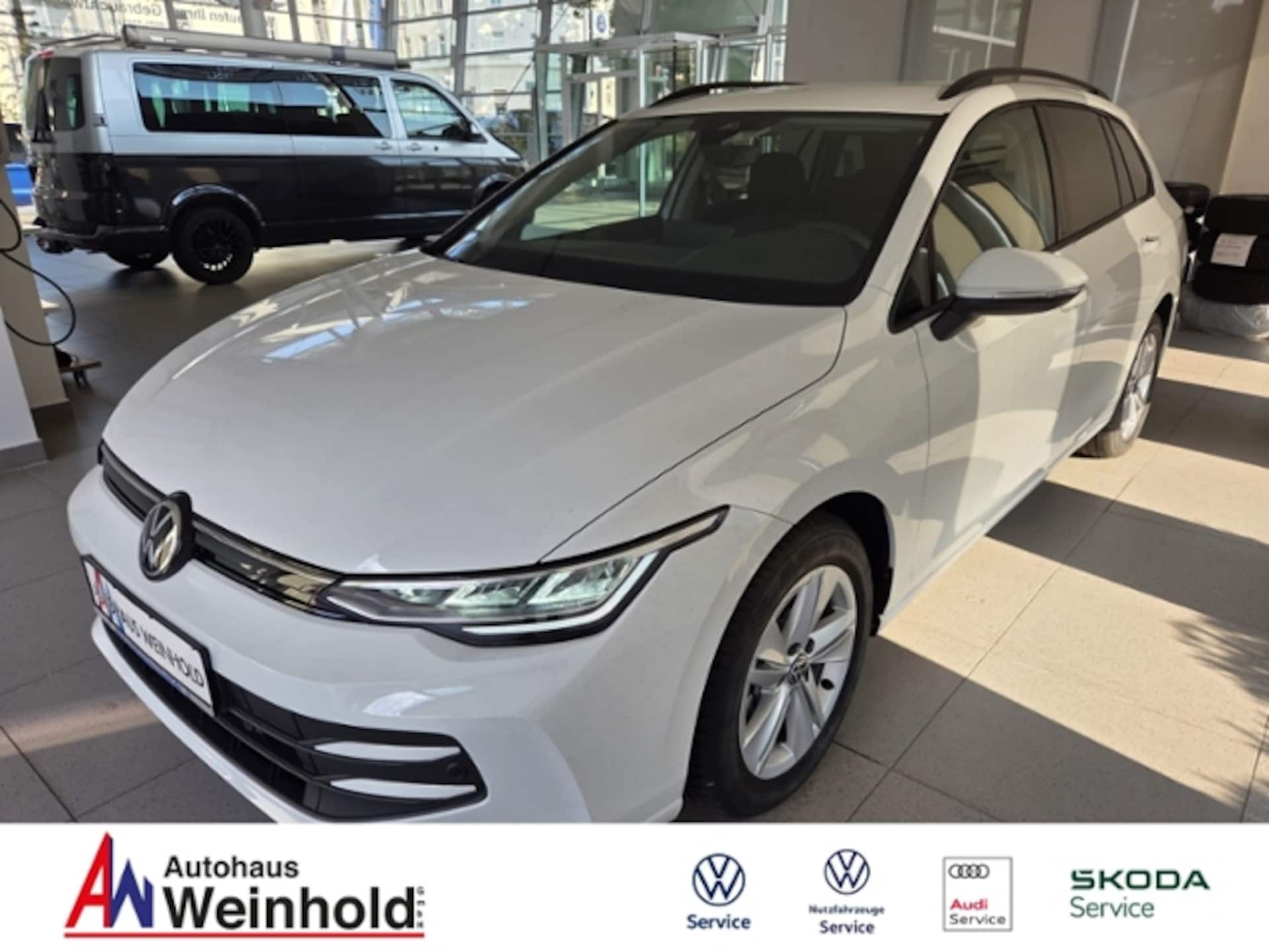 Volkswagen Golf Variant Life