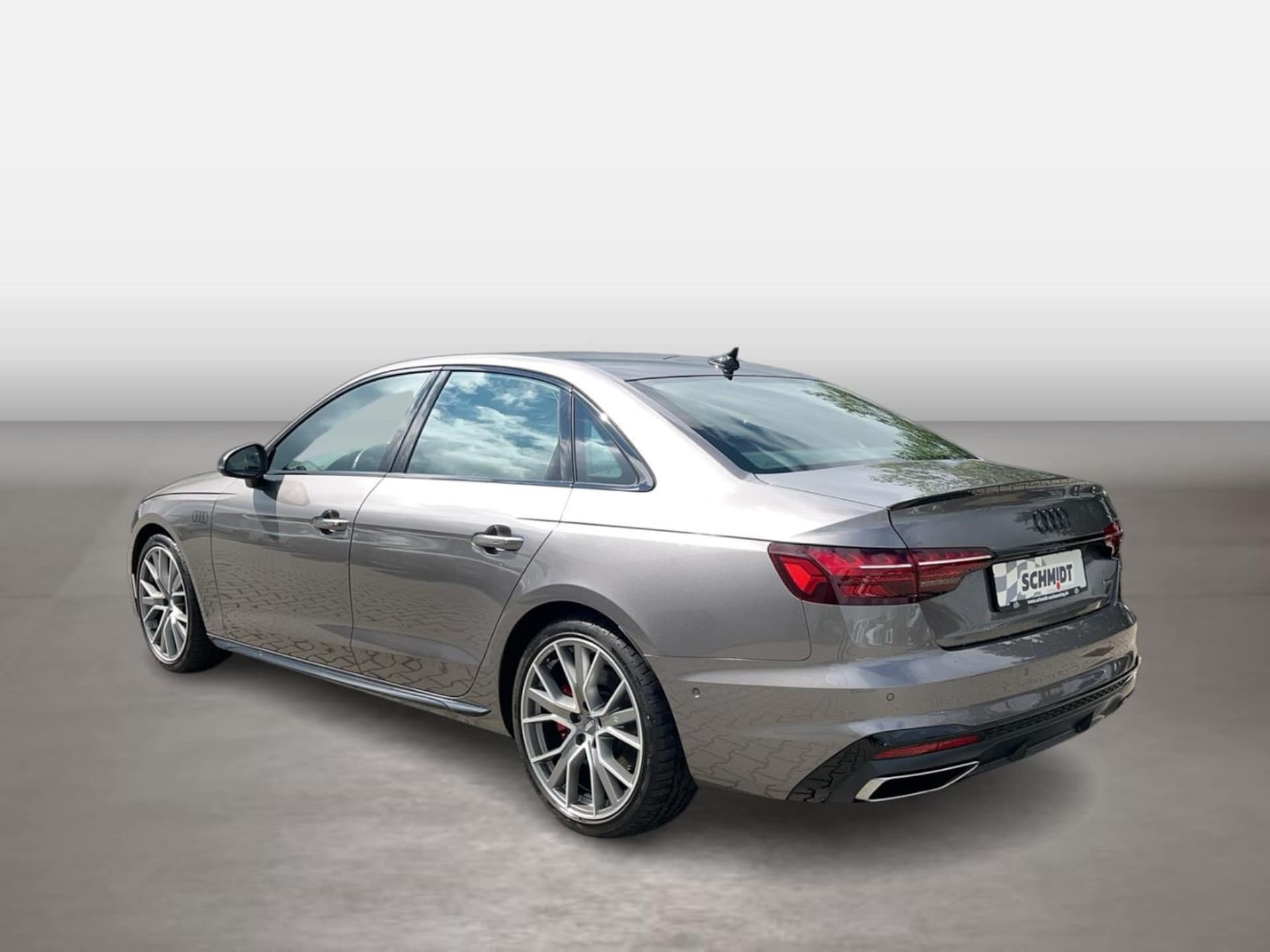 Audi A4 Limousine S line