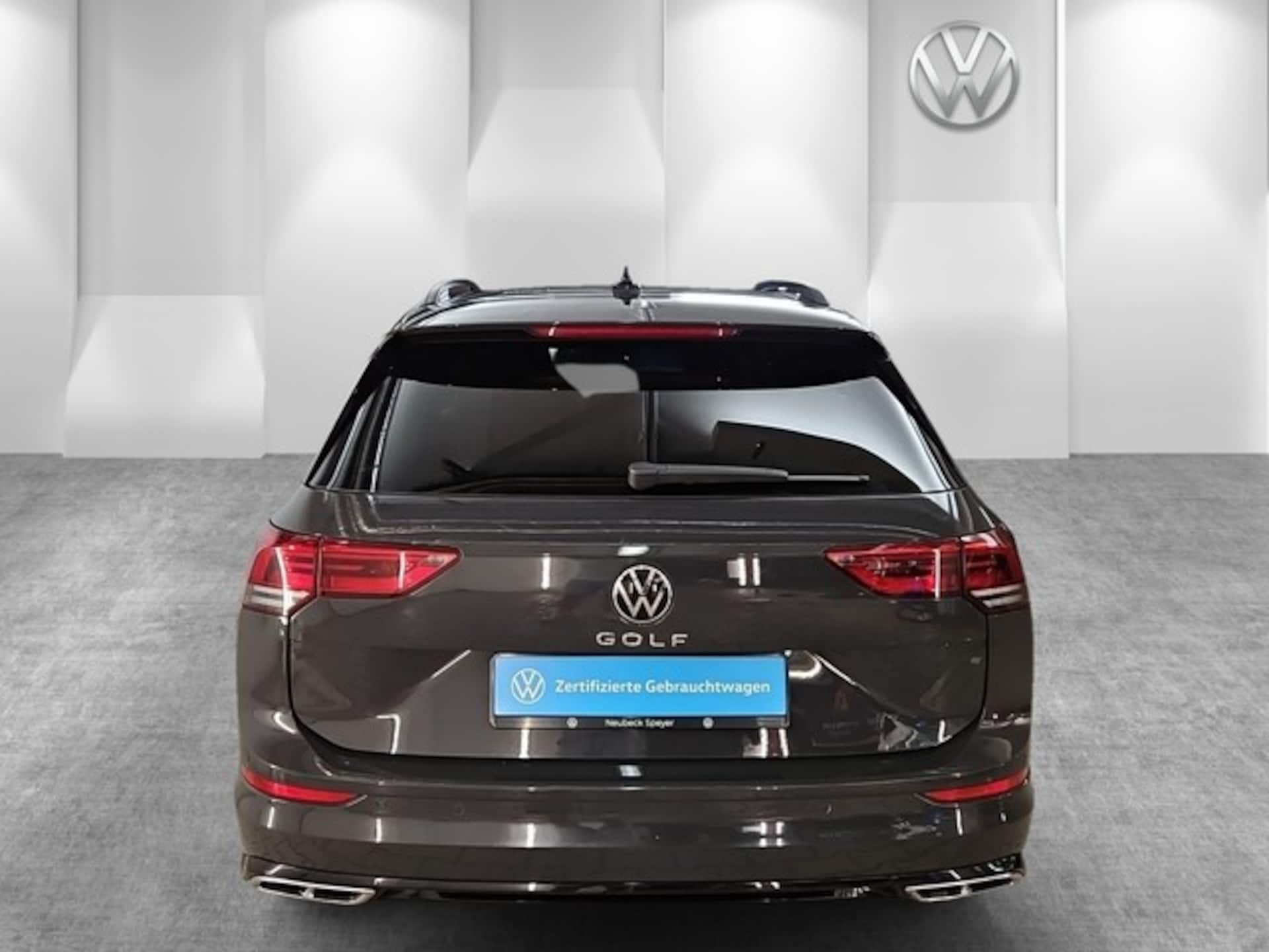 Volkswagen Golf Variant R-Line