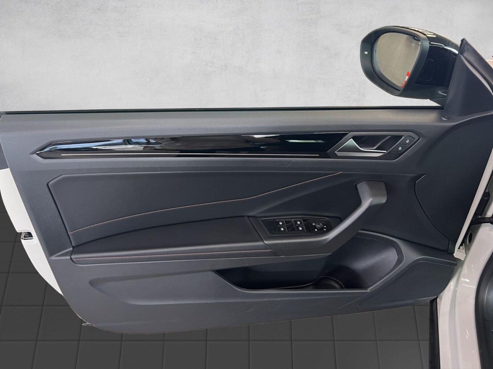 Volkswagen T-Roc Cabriolet – Bild 17