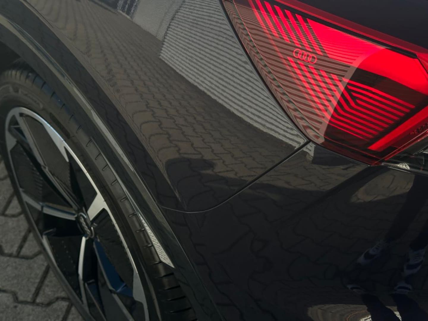 Bild über Audi Q4 e-tron 50 e-tron quattro - für weitere Informationen kontaktieren Sie den Audi Partner
