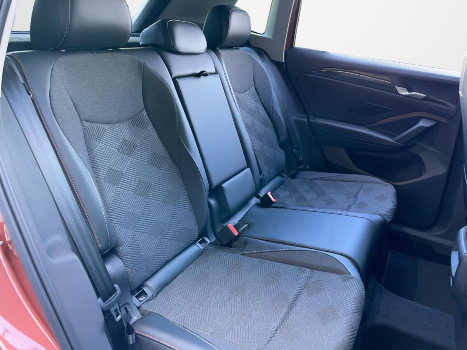 Volkswagen Tiguan – Bild 15