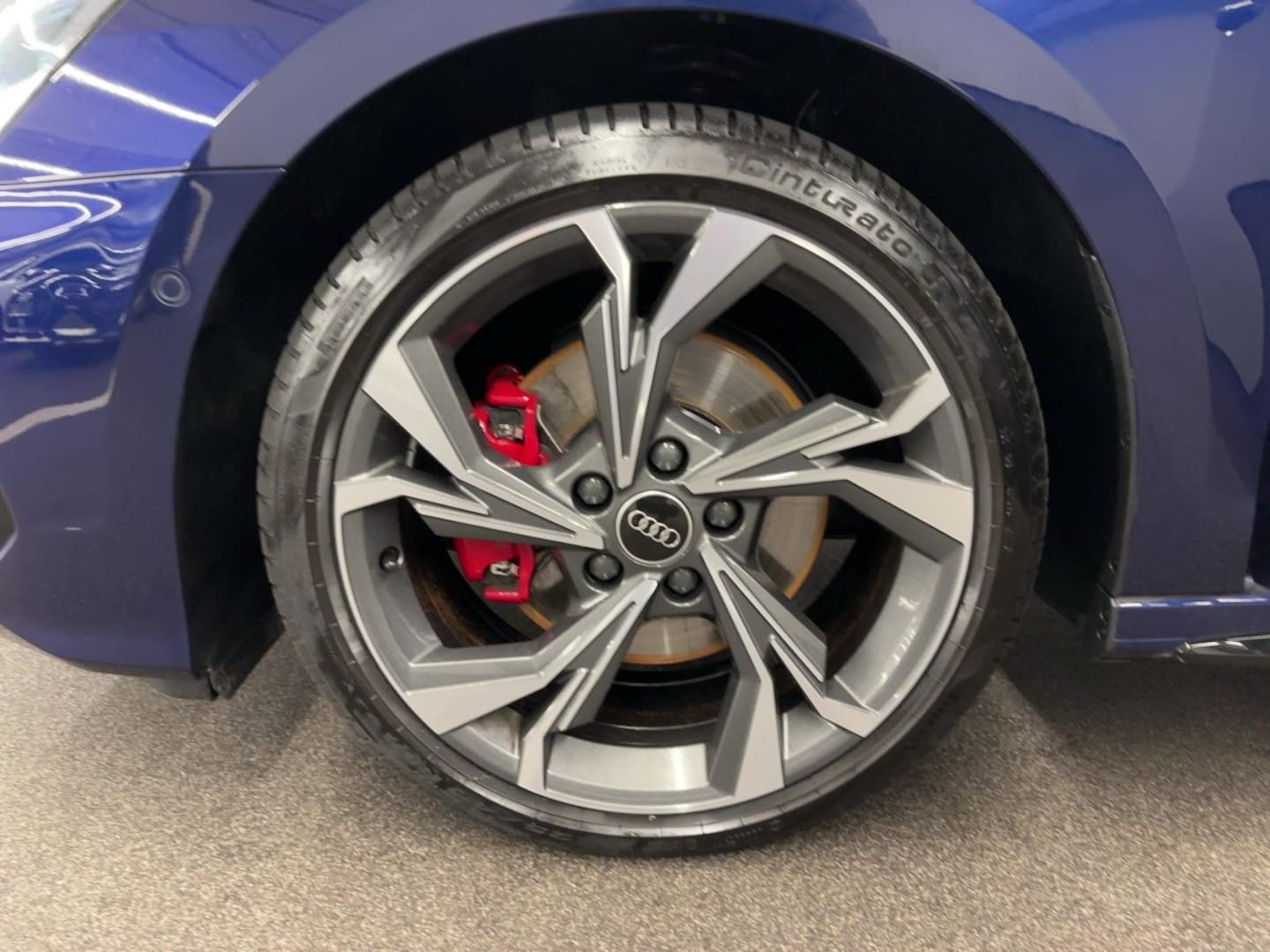 Bild über Audi A3 Sportback S line 35 TDI S tronic - für weitere Informationen kontaktieren Sie den Audi Partner