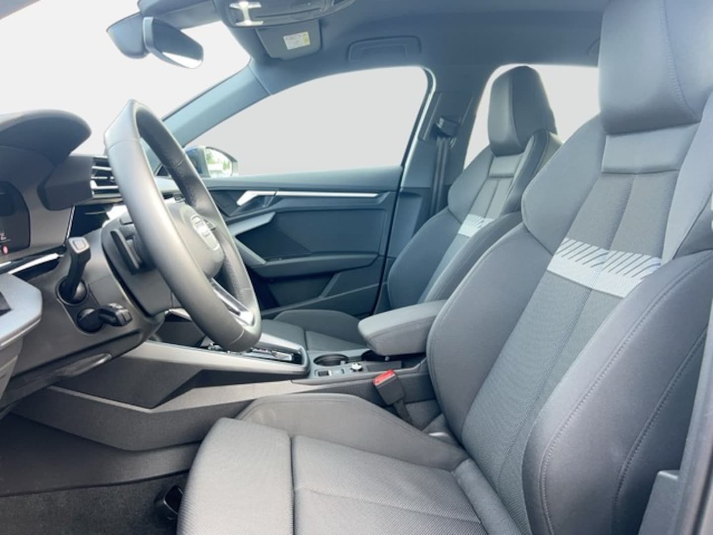 Bild über Audi A3 Sportback advanced 35 TFSI S tronic - für weitere Informationen kontaktieren Sie den Audi Partner