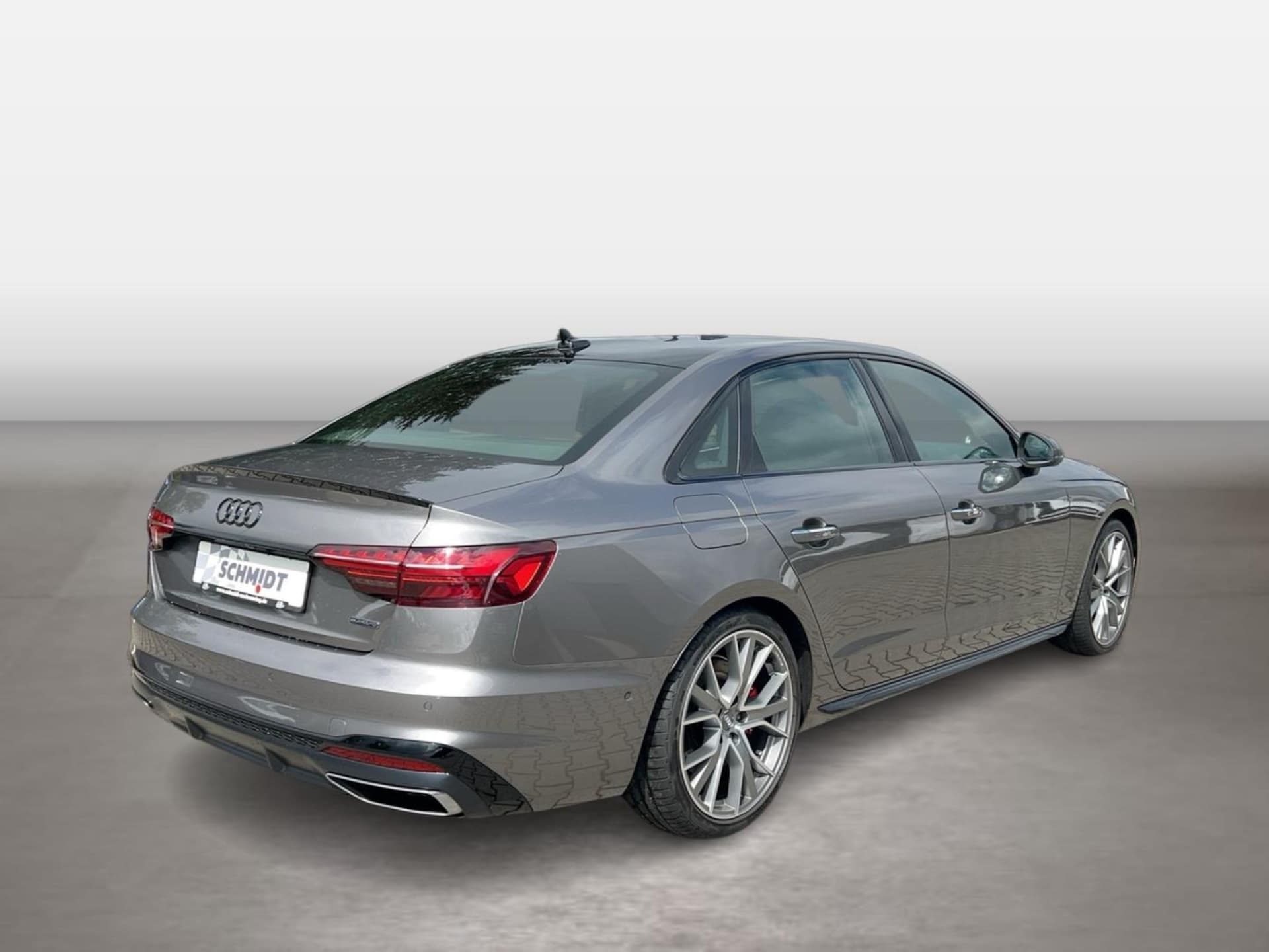 Audi A4 Limousine S line