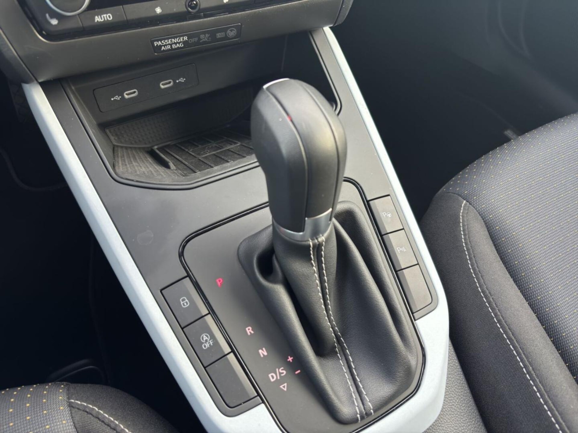 SEAT Arona Style