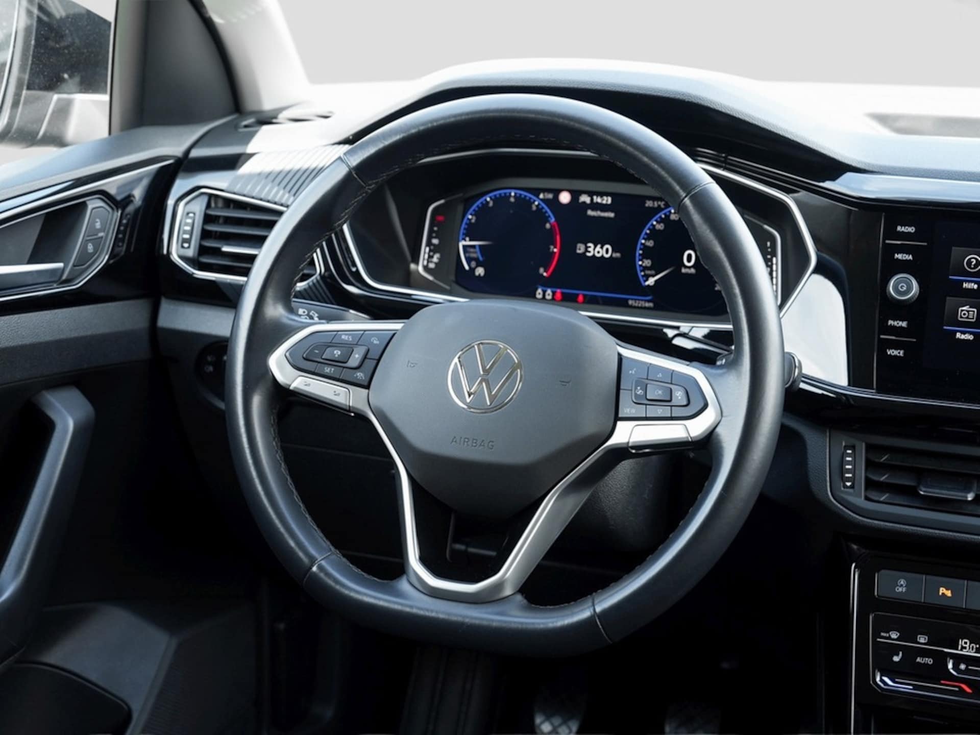Volkswagen T-Cross Style