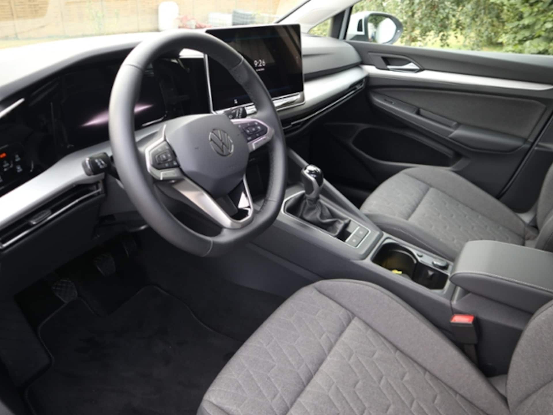 Volkswagen Golf Life
