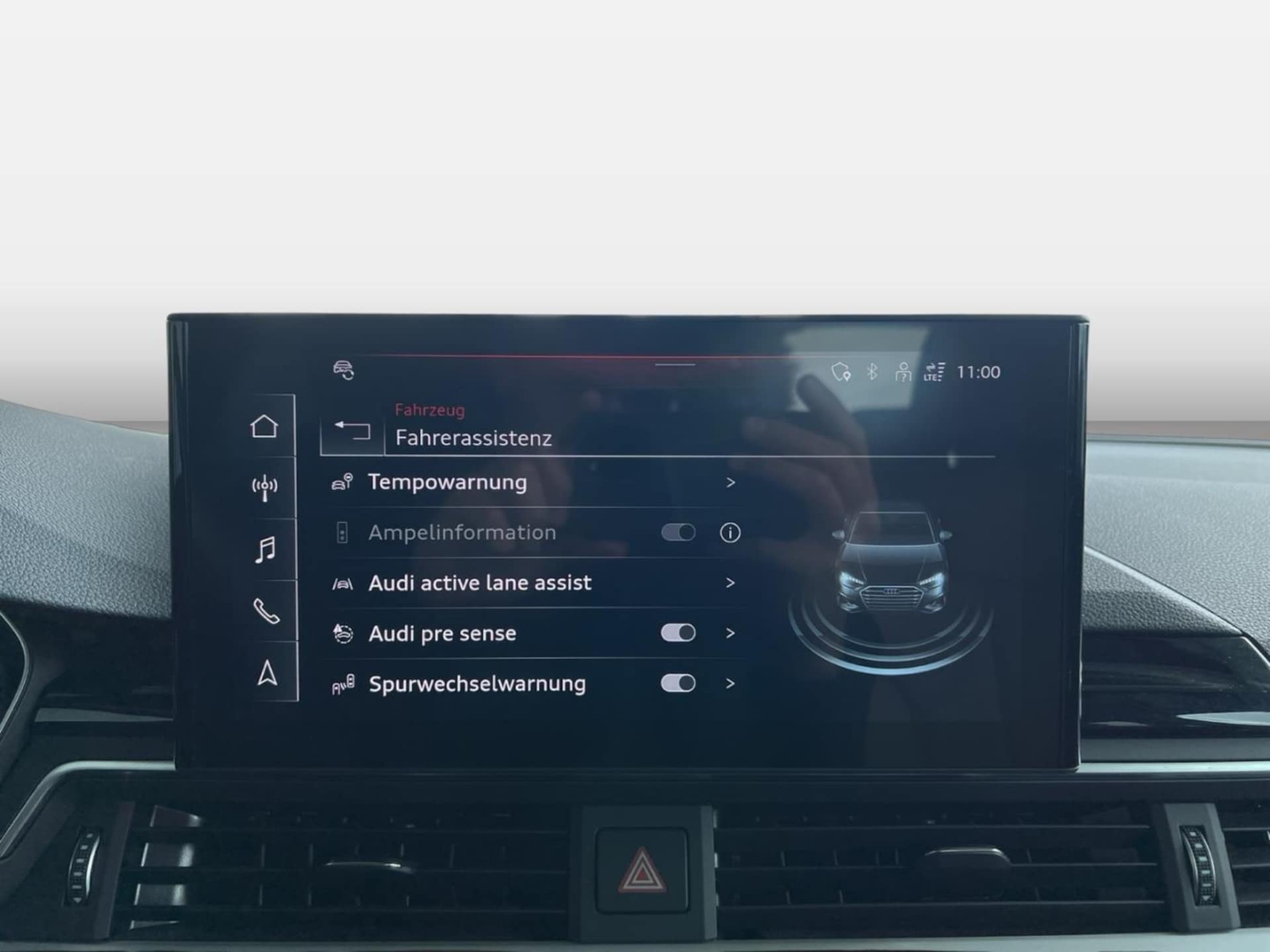 Audi A4 Limousine S line