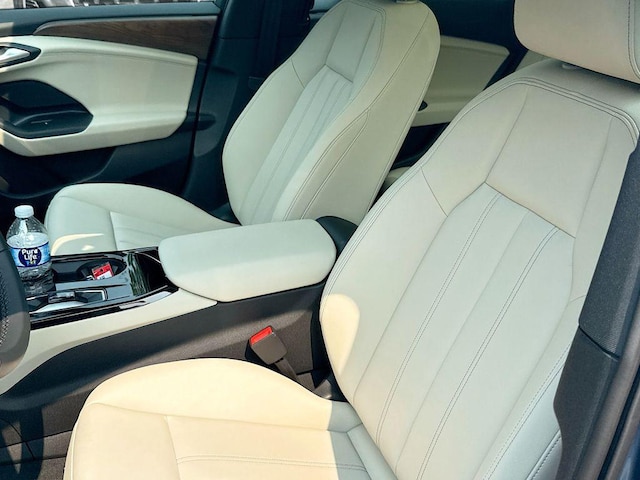 2025 Audi A6 Sportback e-tron Premium - Photo 20