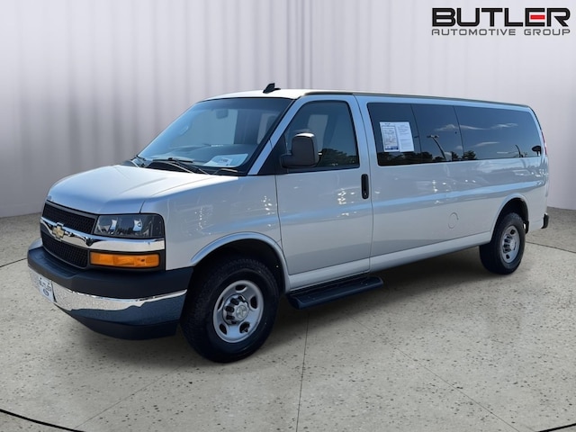 2023 Chevrolet Express Passenger