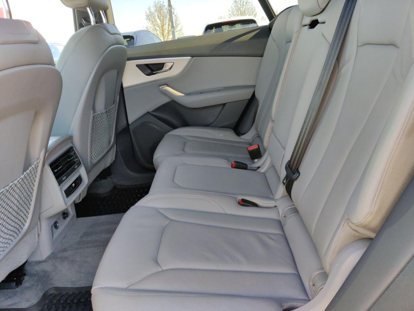 Image about Audi Q8 TFSI e 55 TFSI e quattro tiptronic
