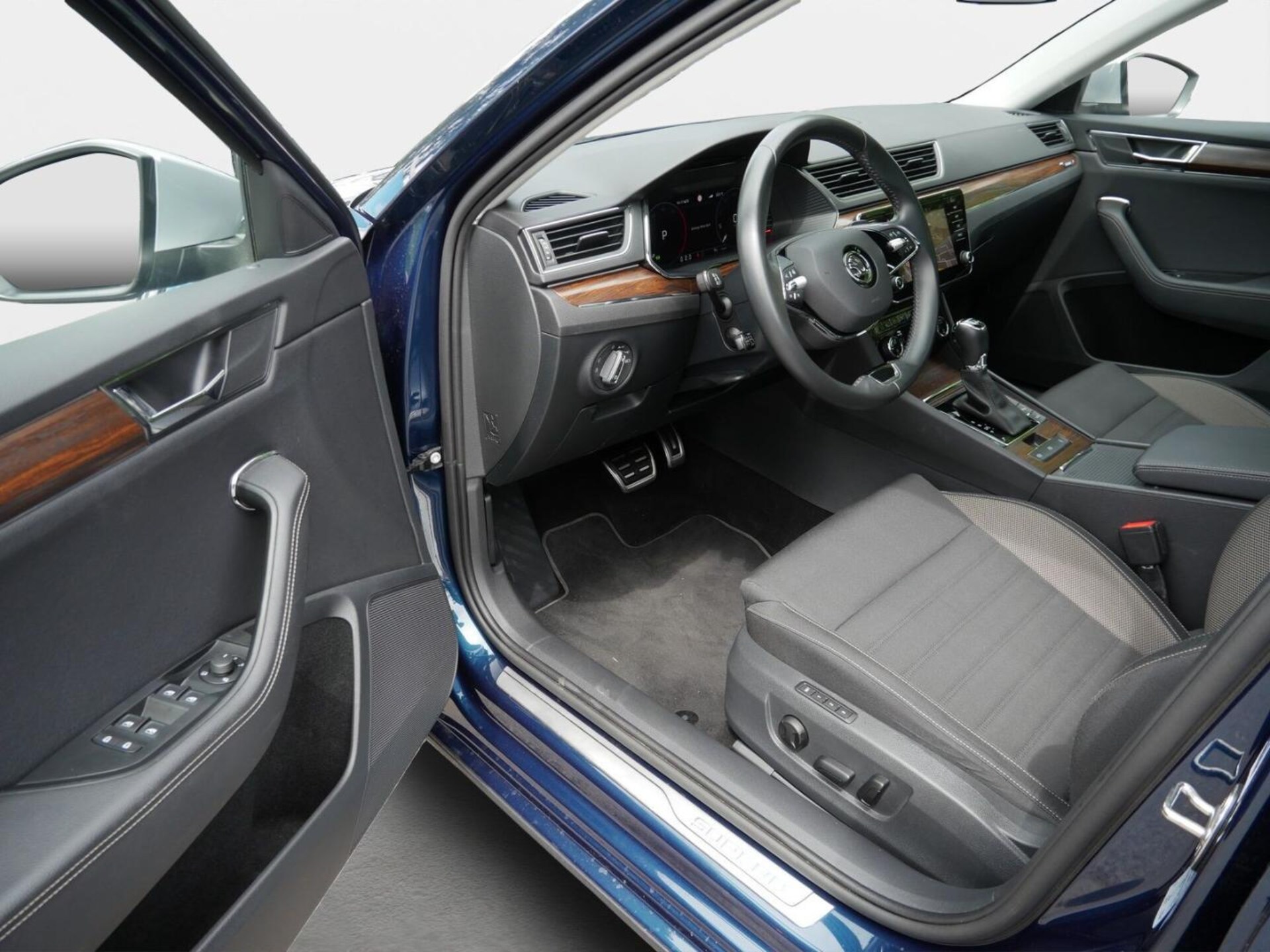 Skoda Superb Combi Scout