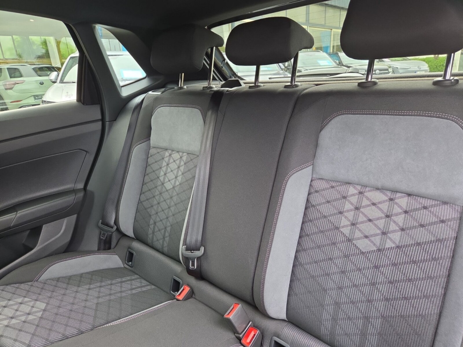 Volkswagen Polo – Bild 10