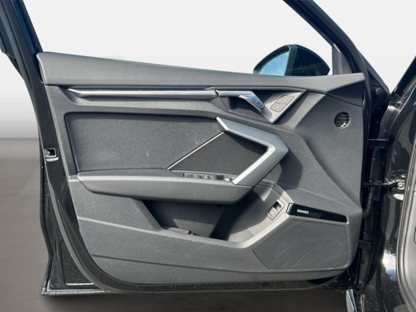 Bild über Audi A3 Sportback S line 30 TFSI Schaltgetriebe - für weitere Informationen kontaktieren Sie den Audi Partner
