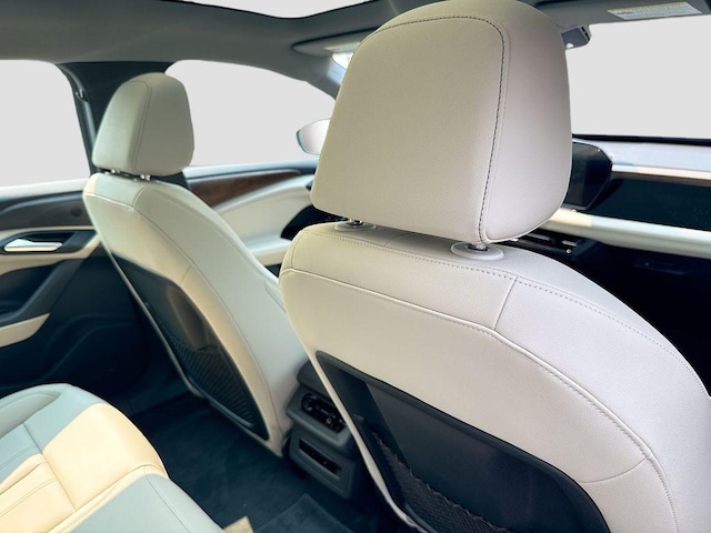 2025 Audi A6 Sportback e-tron Premium - Photo 25