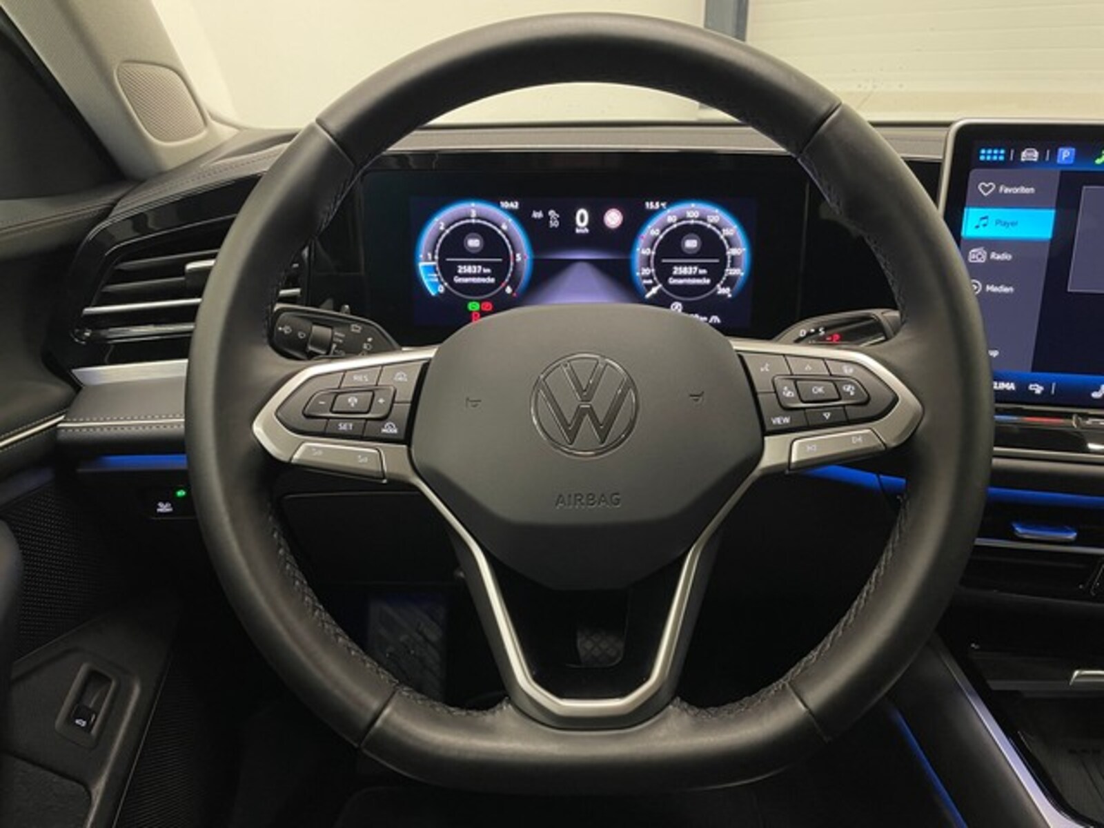 Volkswagen Passat – Bild 12