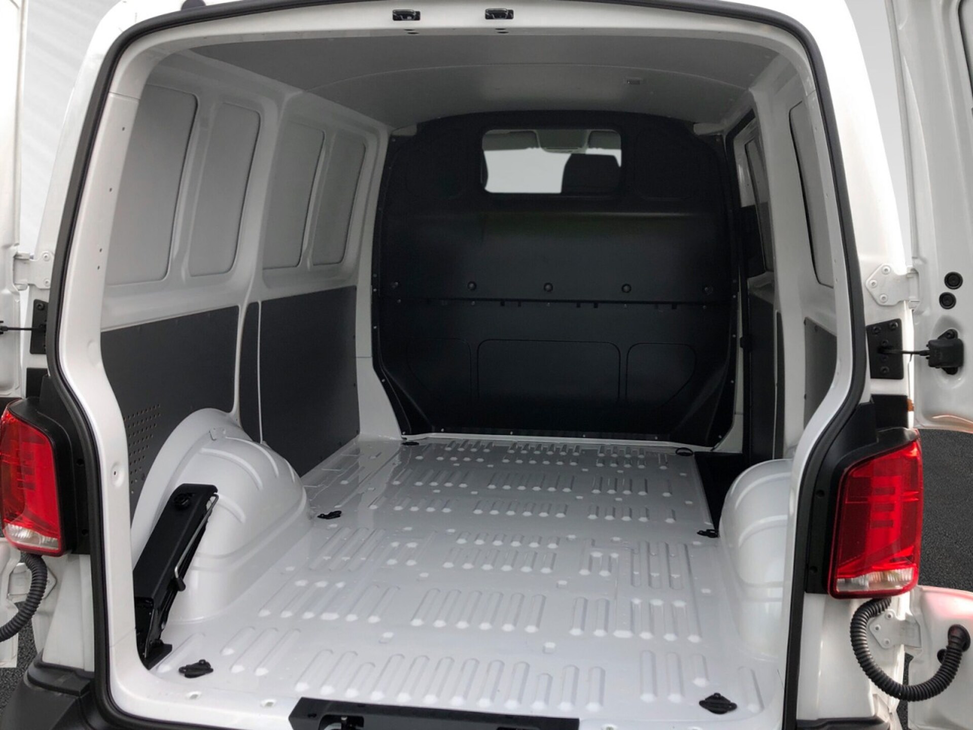 Volkswagen T6.1 Transporter Kasten kurzer Radstand