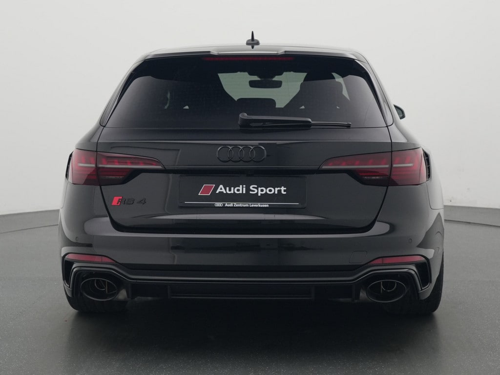 Image about Audi RS 4 Avant quattro tiptronic