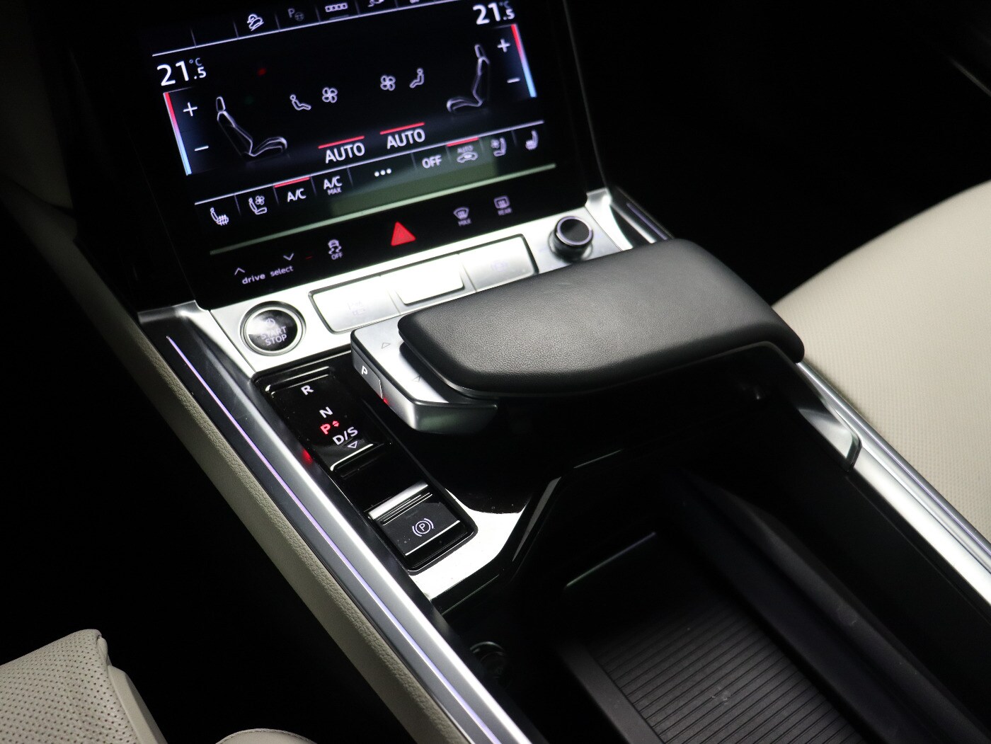 Image about Audi Q8 e-tron S line 55 e-tron quattro