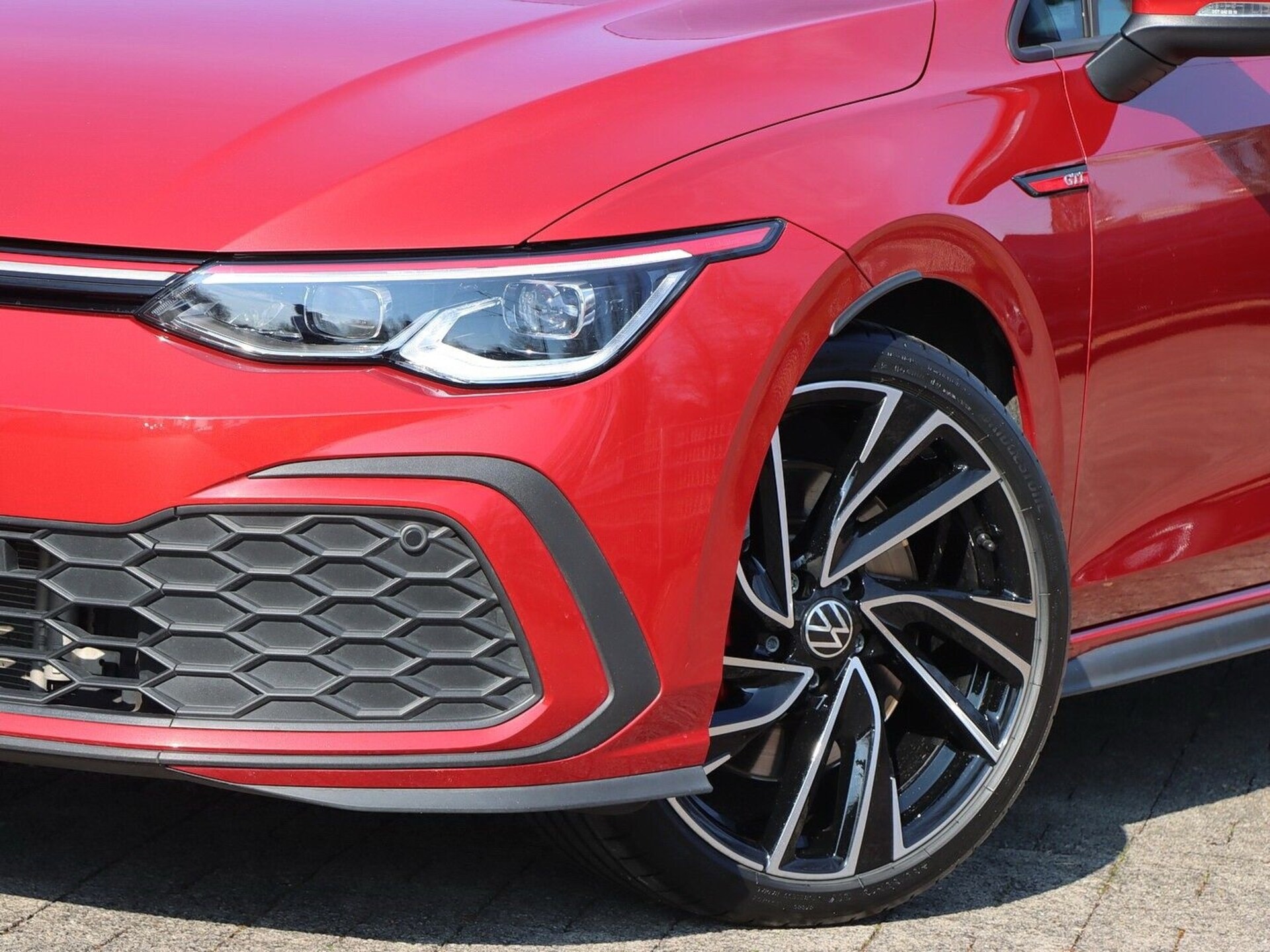 Volkswagen Golf GTI