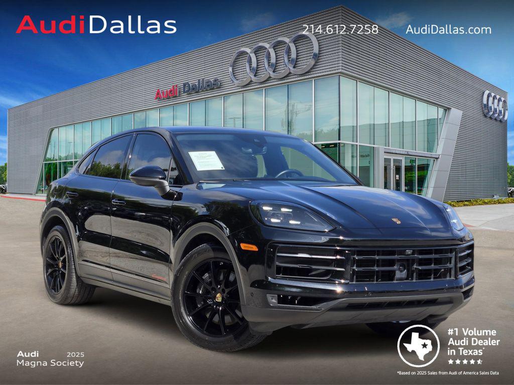 2024 Porsche Cayenne -'s photo