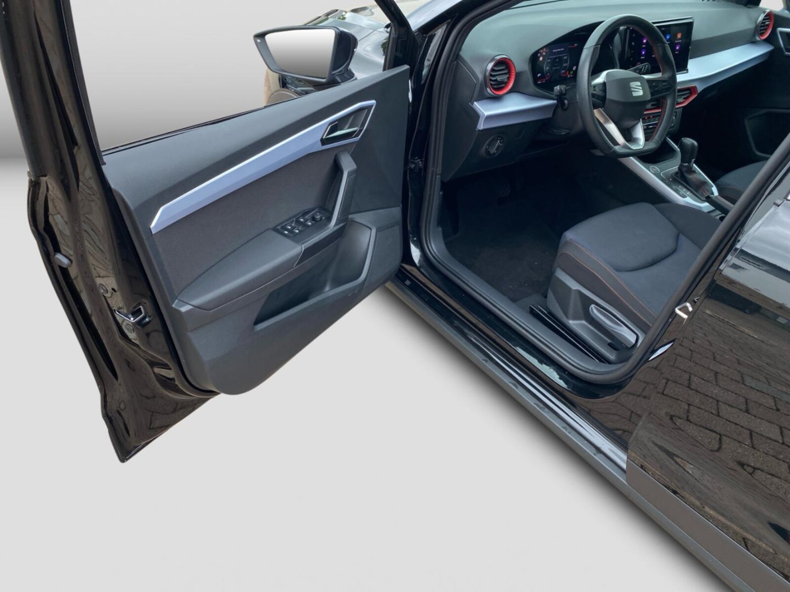 SEAT Arona – Bild 13