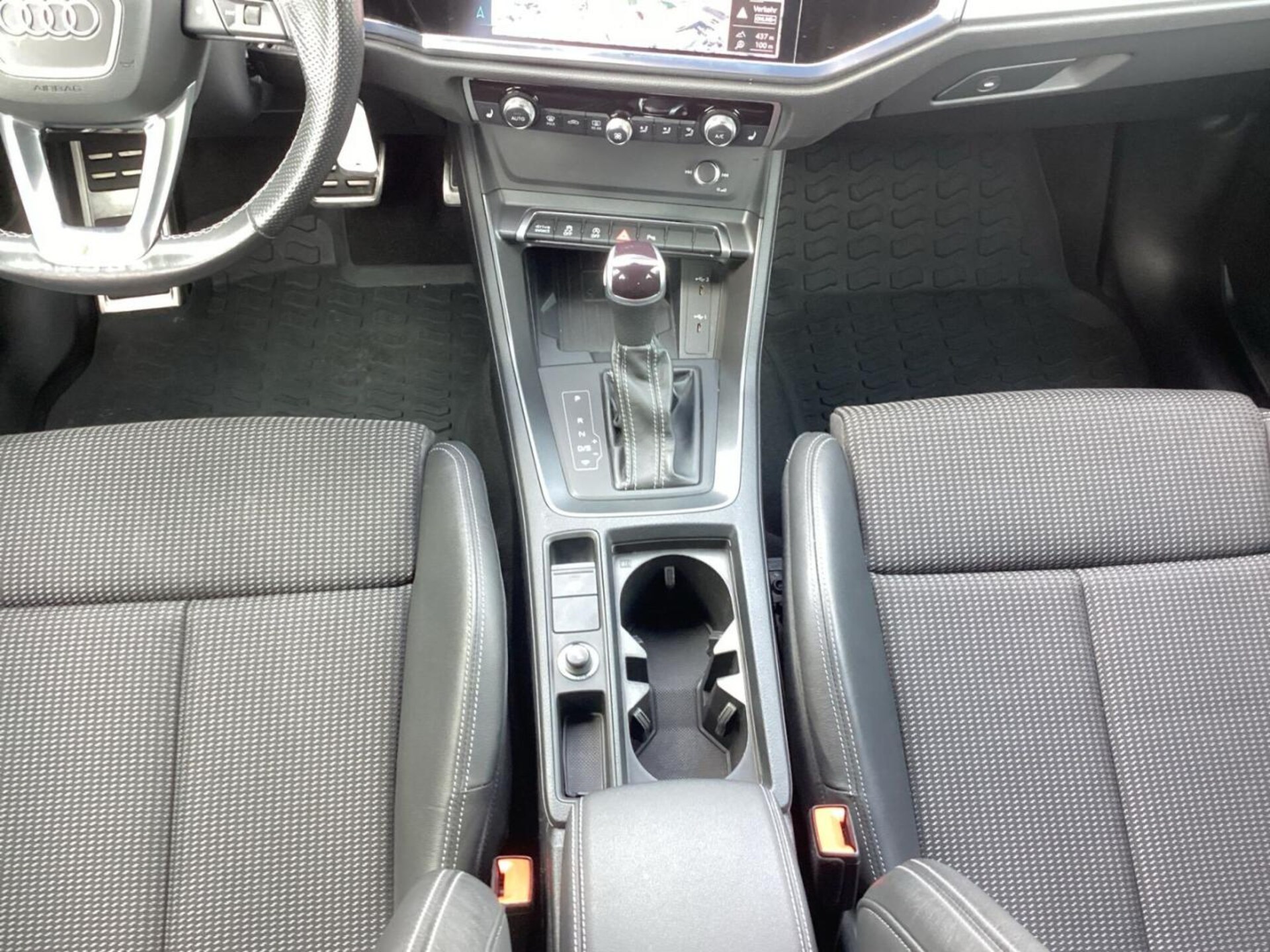 Audi Q3 Sportback S line
