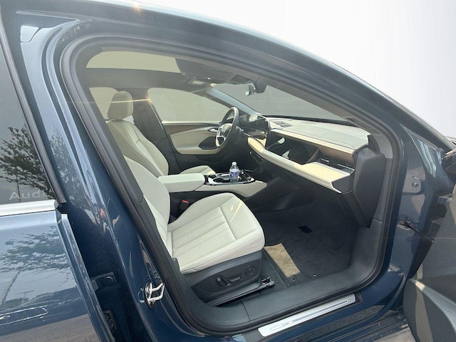 2025 Audi A6 Sportback e-tron Premium - Photo 30