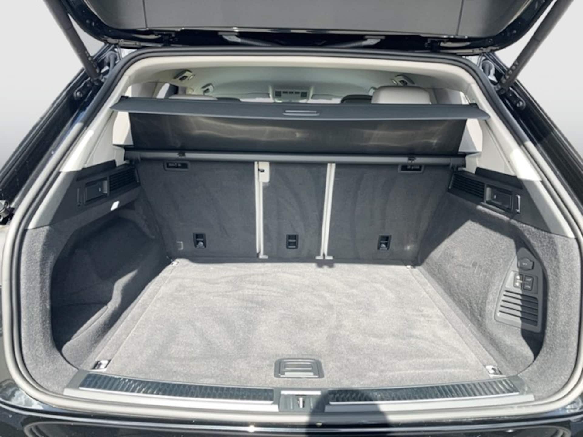 Volkswagen Touareg Elegance