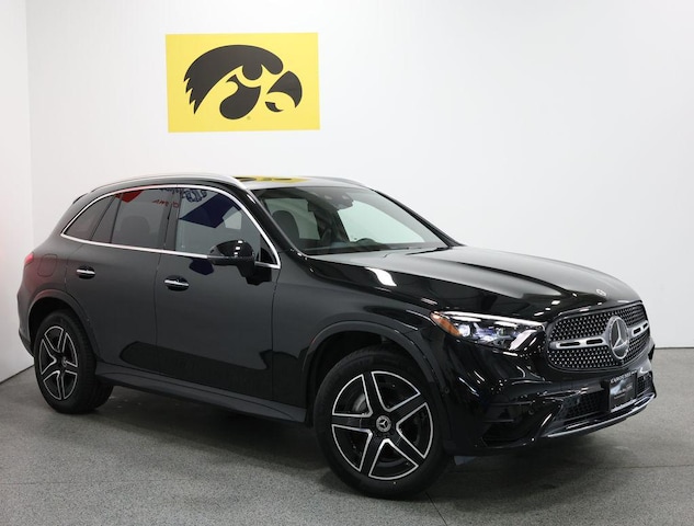 2023 Mercedes-Benz GLC 300