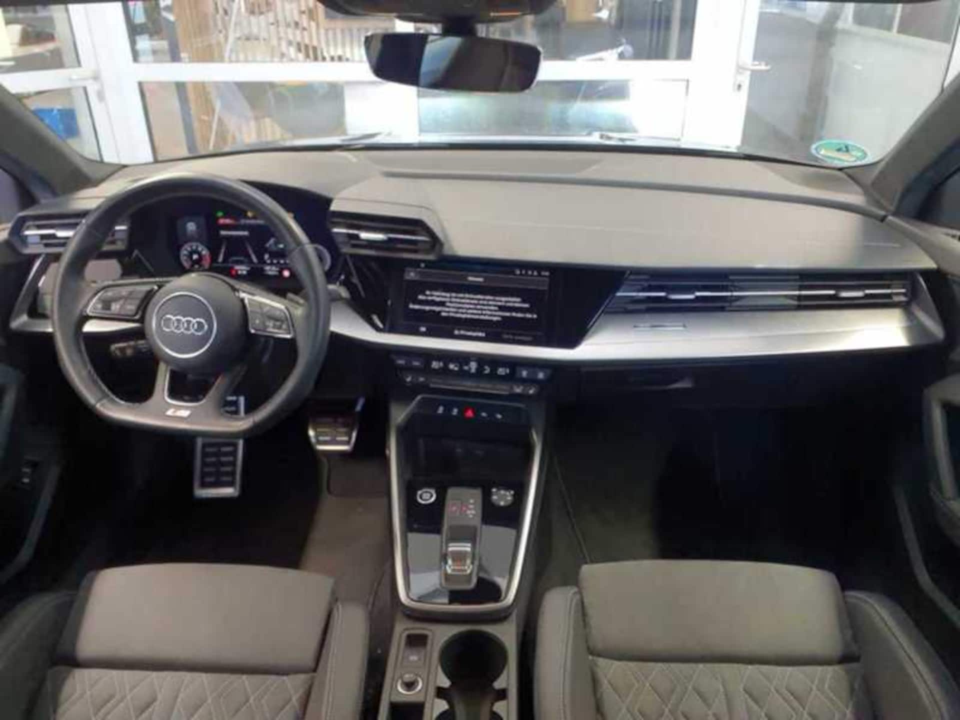 Audi A3 Sportback S line
