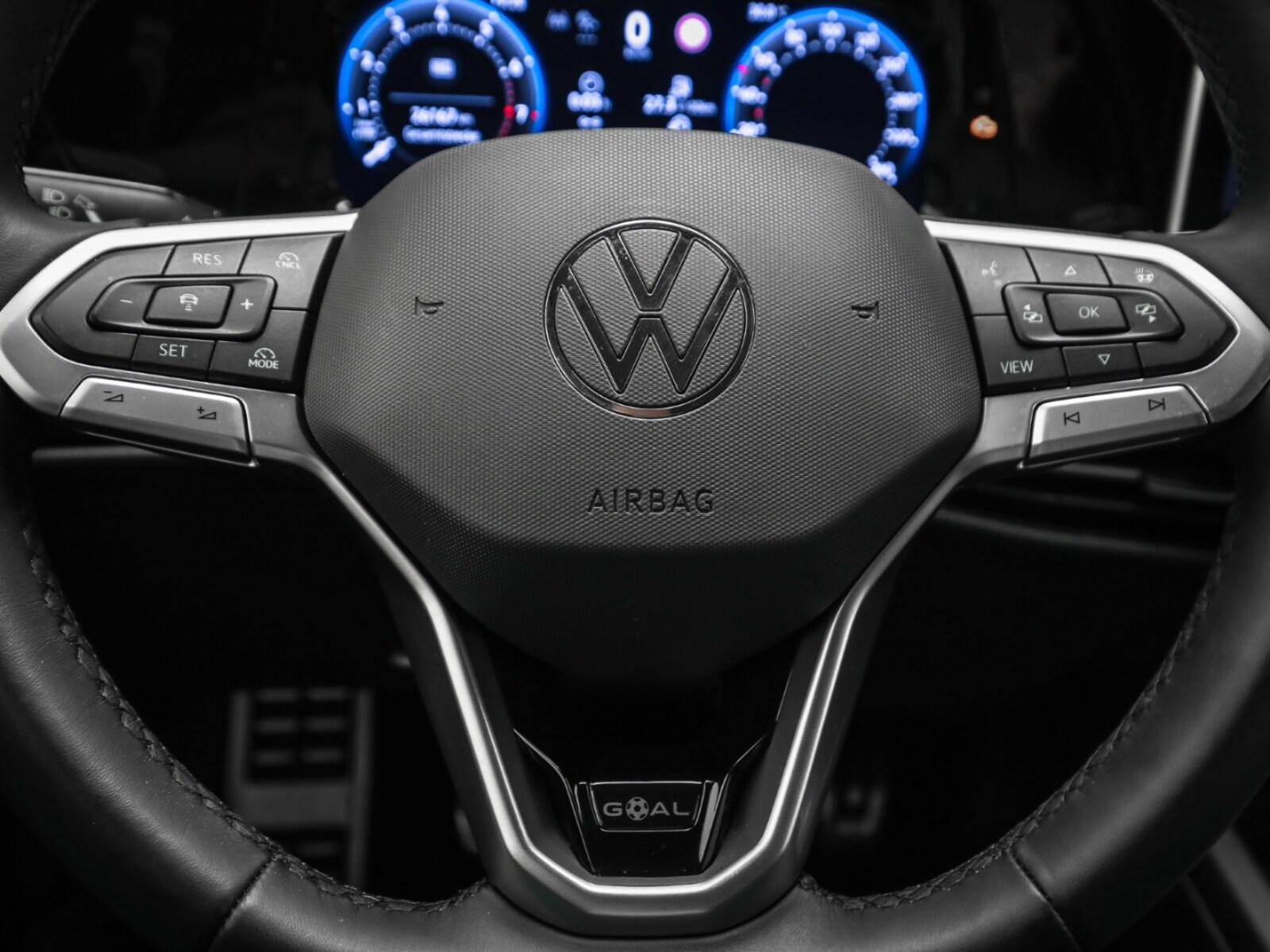 Volkswagen Golf – Bild 8