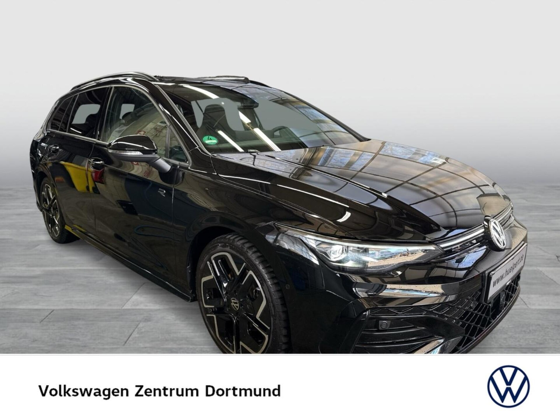 Volkswagen Golf Variant R-Line