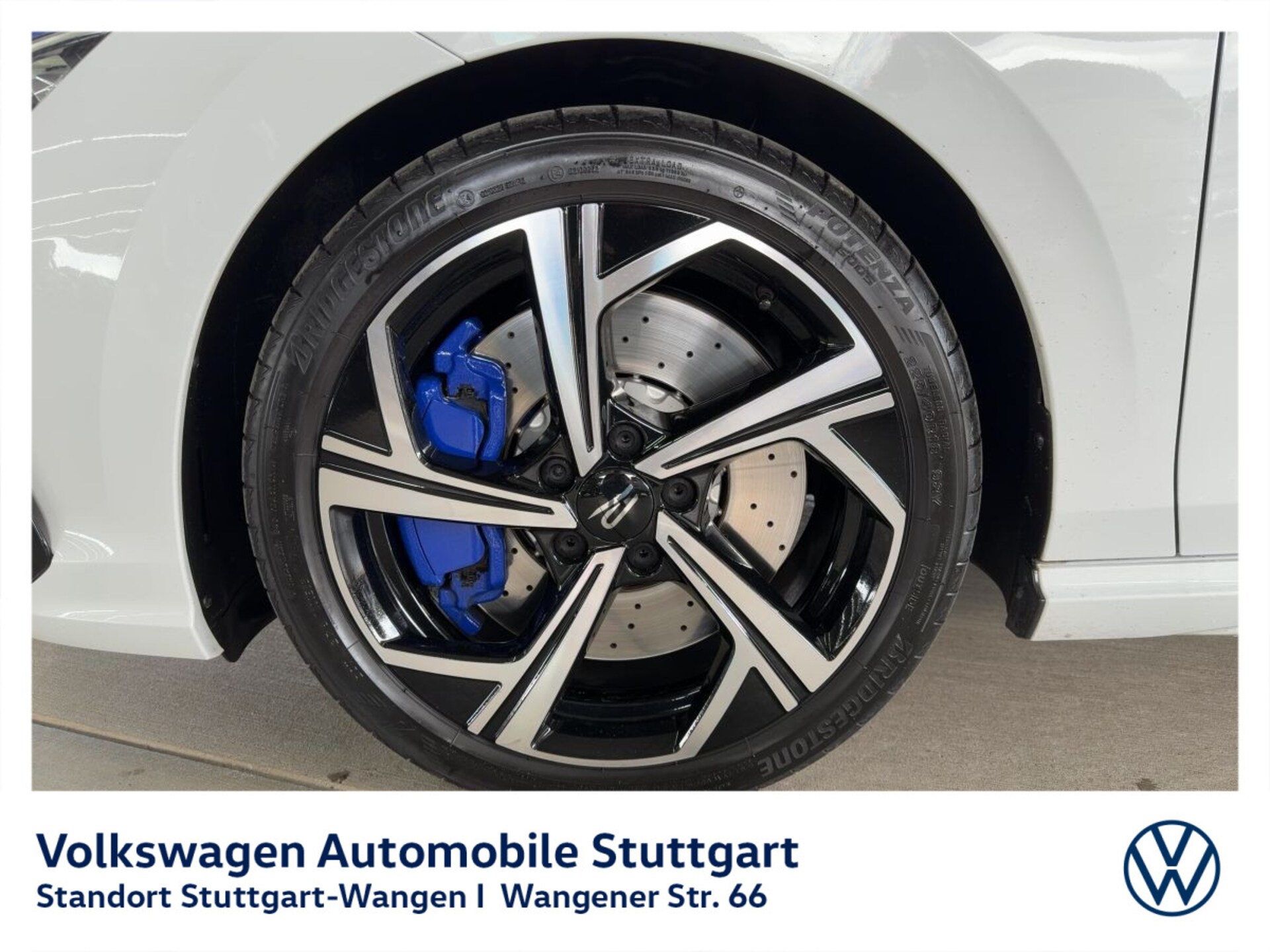 Volkswagen Golf Variant R