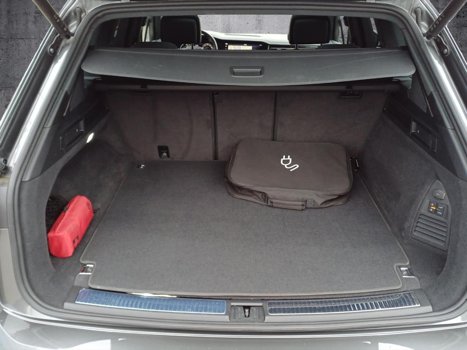 Volkswagen Touareg R