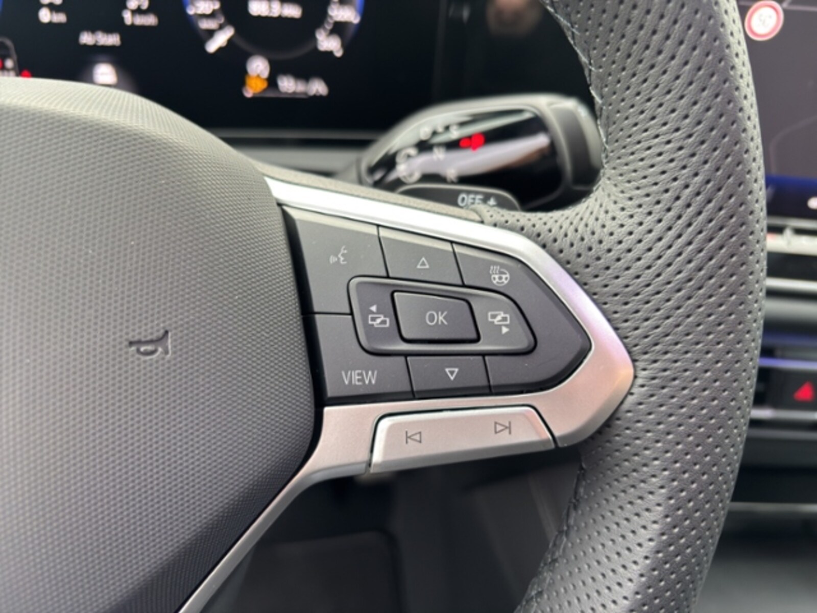 Volkswagen Tiguan – Bild 12
