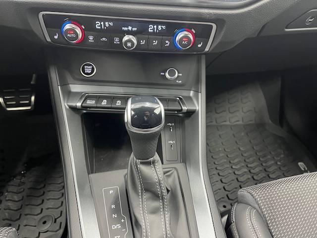 Image about Audi Q3 Sportback Black Edition 35 TFSI 110 kW (150 ch) S tronic