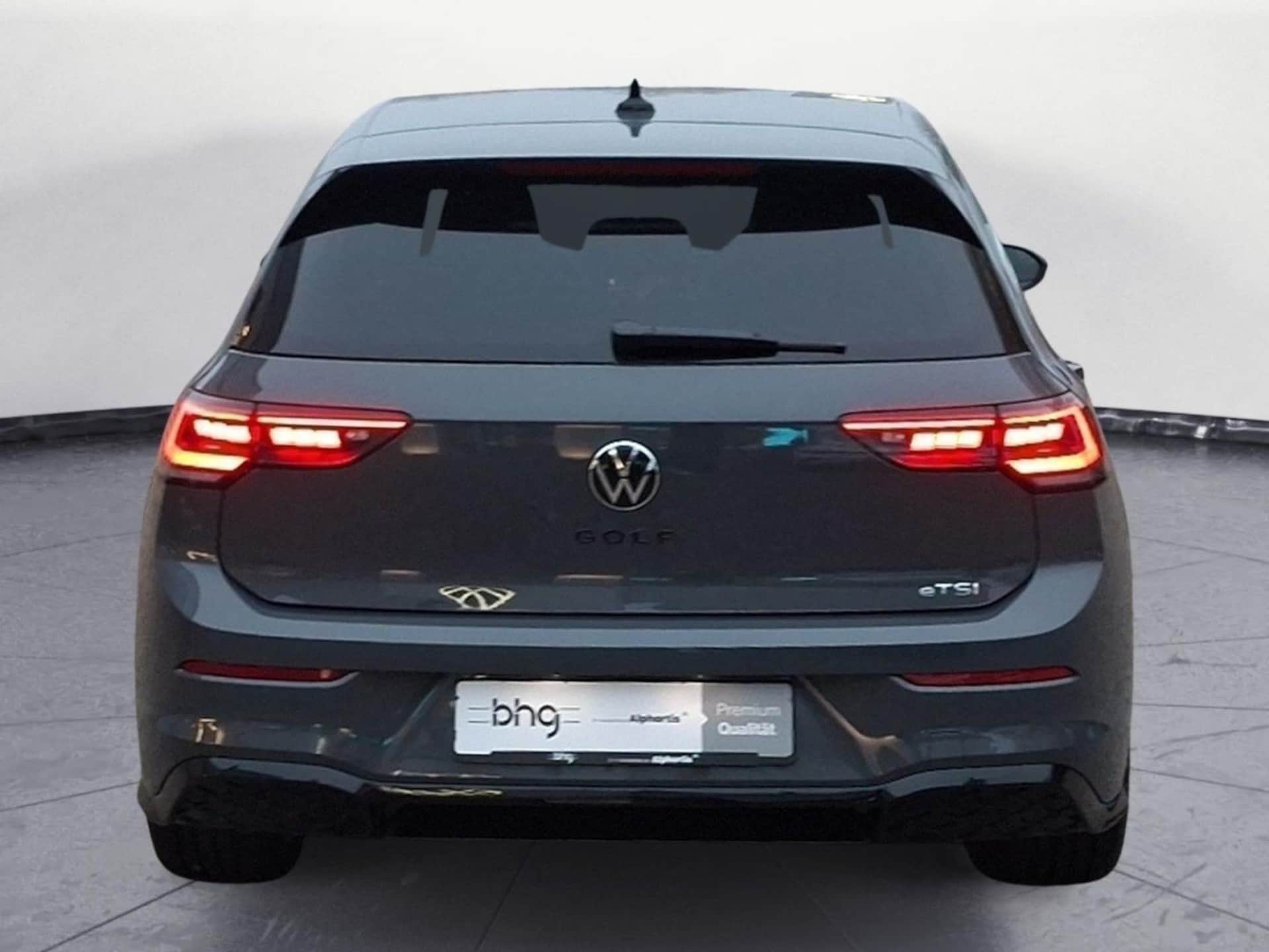 Volkswagen Golf R-Line