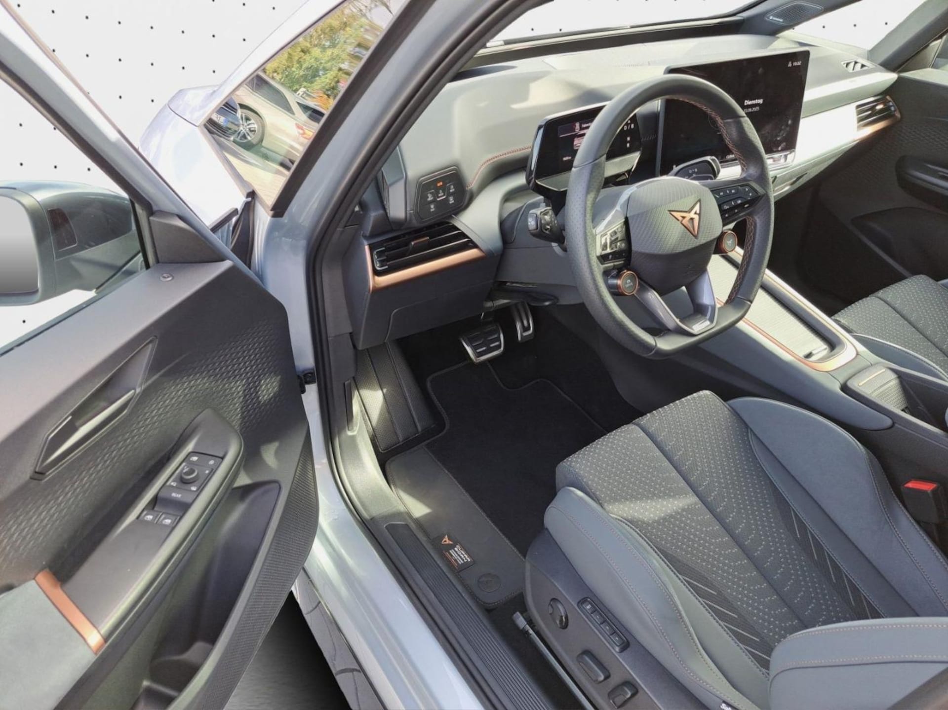 CUPRA Born VZ