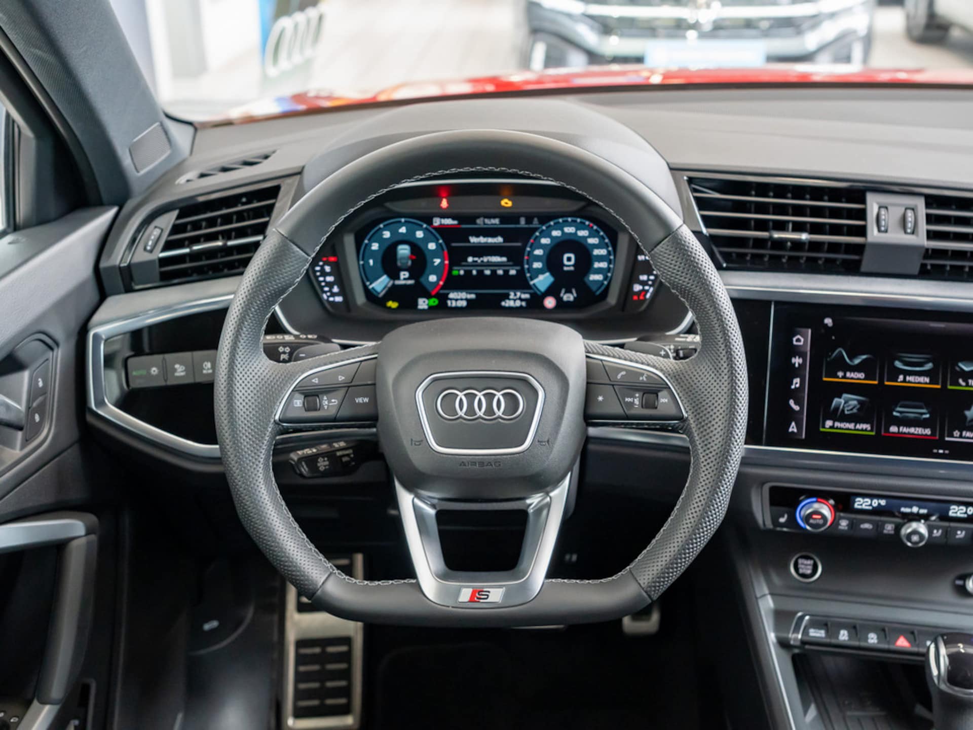 Audi Q3 Sportback S line