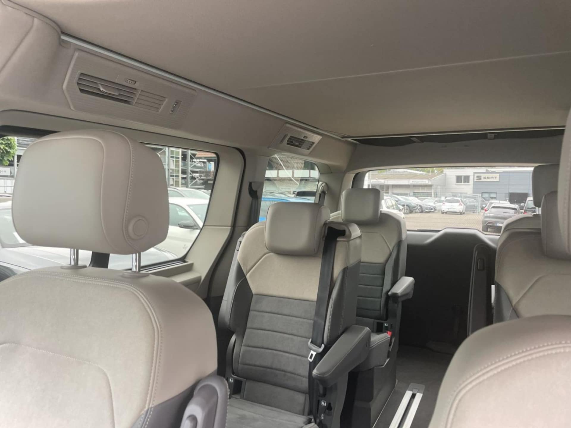 Volkswagen California Beach