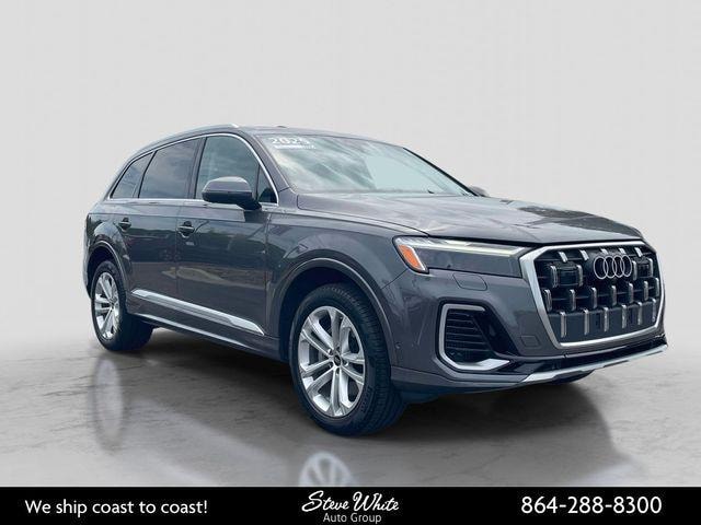 Photo of 2025 Audi Q7