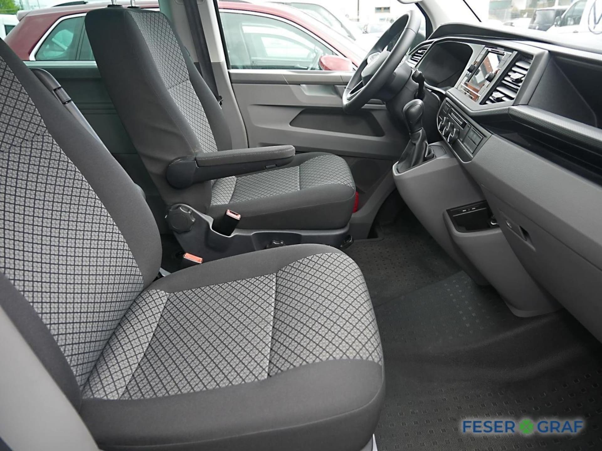 Volkswagen T6.1 Caravelle kurzer Radstand Trendline