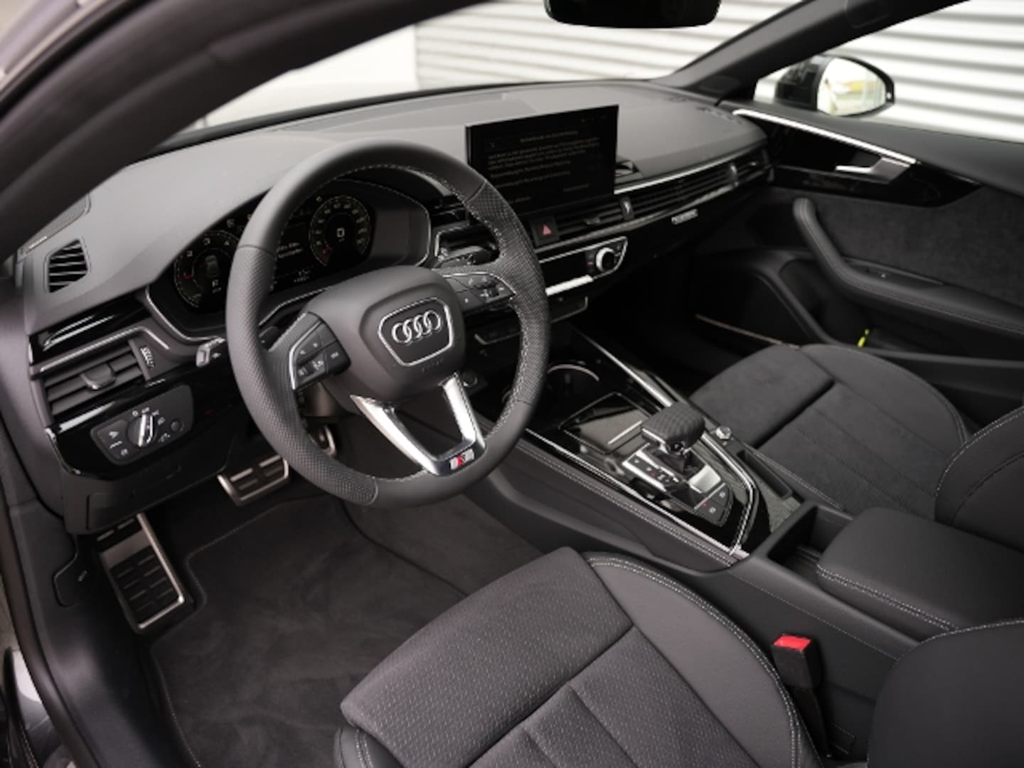 Bild über Audi A5 Sportback S line business 40 TDI quattro S tronic - für weitere Informationen kontaktieren Sie den Audi Partner