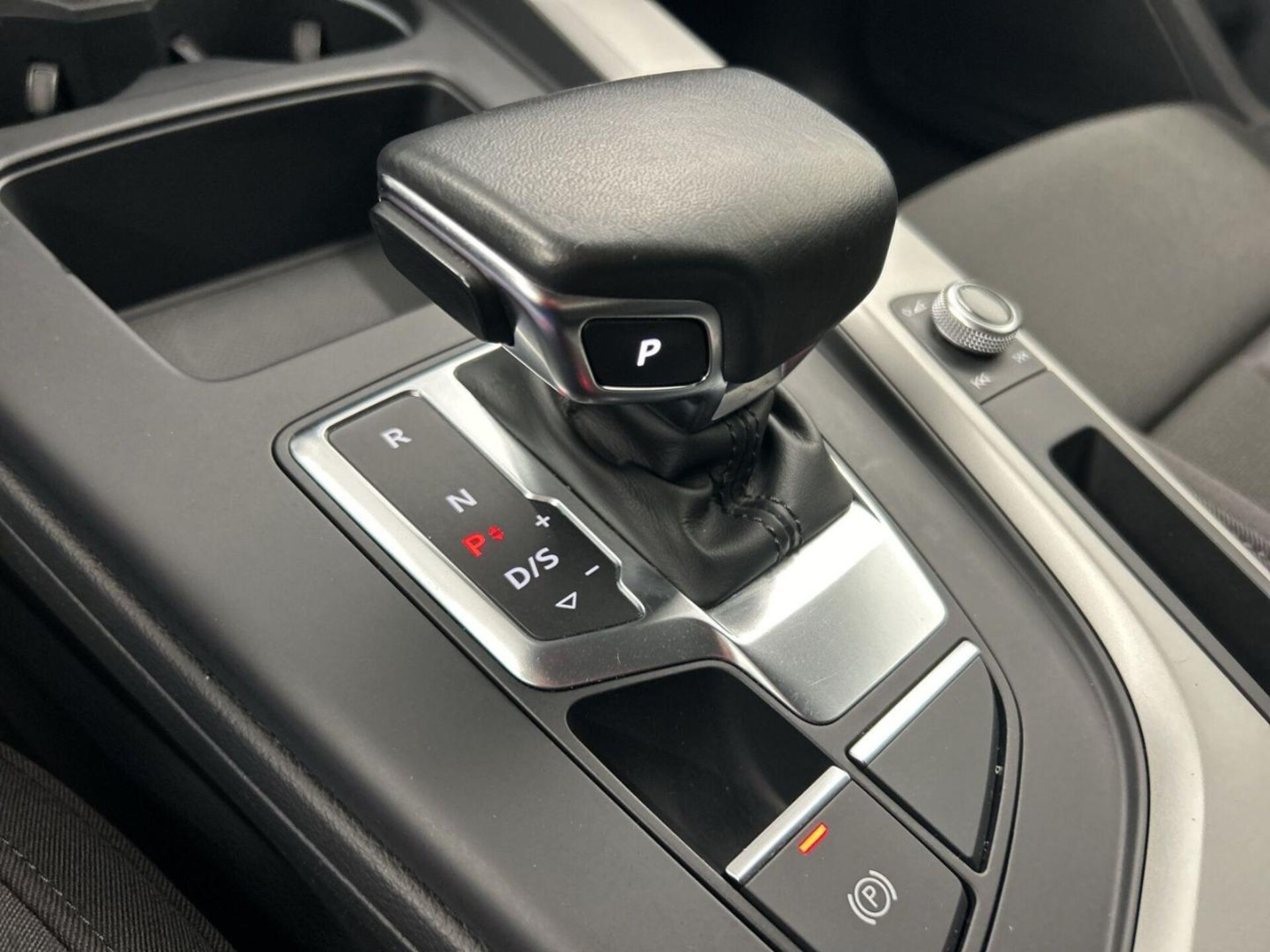 Audi A4 Limousine Advanced