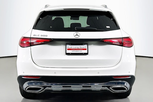 2024 Mercedes-Benz GLC 300