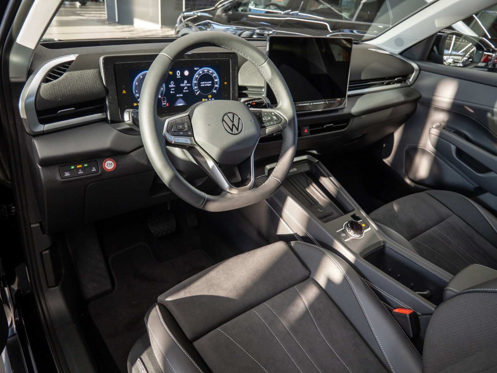 Volkswagen T-Roc – Bild 8