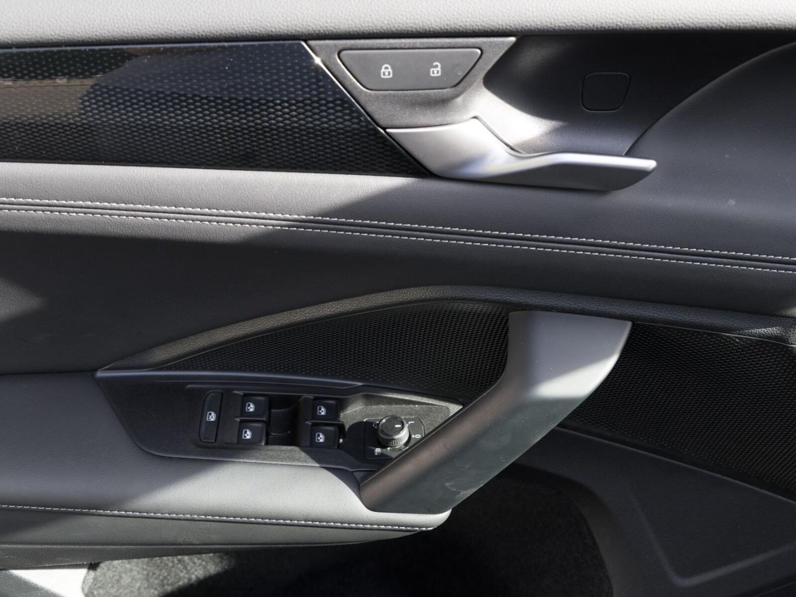 Volkswagen Tiguan – Bild 10